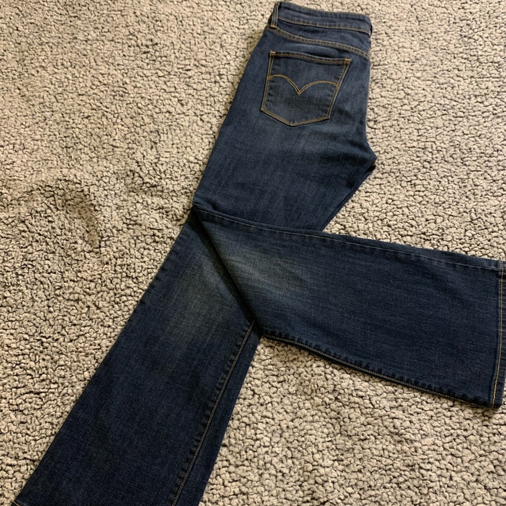 Levi’s Women bell bottom boot cut jeans